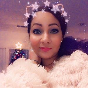 Meet your Posher, Monique